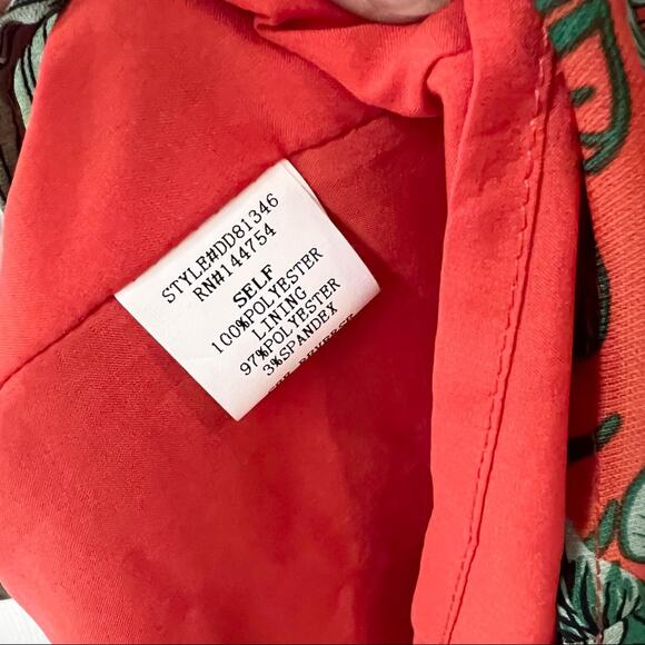 Davi & Dani Tropical Print Off Shoulder Lined Dress With Side Pockets Size S - Picture 7 of 9